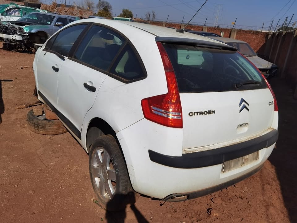 2005 CITROEN C4 1.6HDI AS SPARES - Private Seller 2005 CITROEN C4 1.6HDI AS SPARES - Private Seller