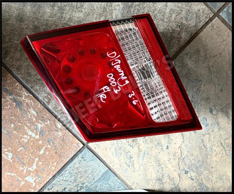 Used Dodge Journey 3.6 Right Rear Taillight - Private Seller Used Dodge Journey 3.6 Right Rear Taillight - Private Seller
