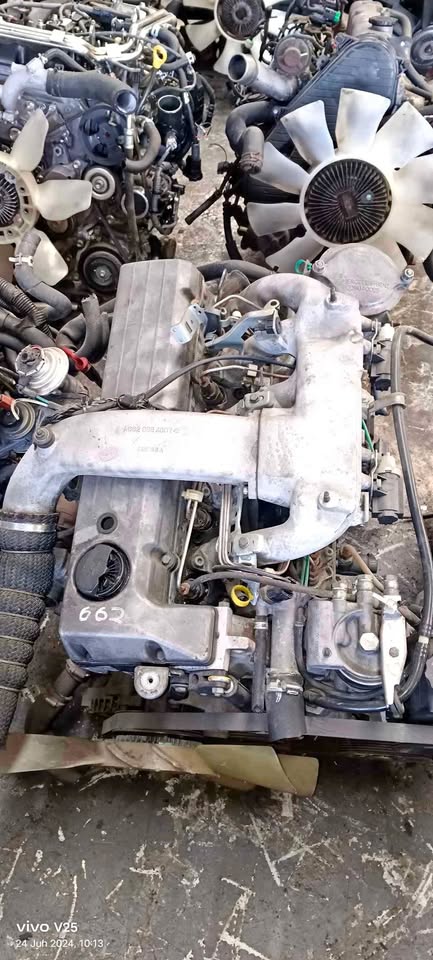 Ssangyong Musso Mercedes Benz 2.9 5 cylinder code: 662 turbo diesel engines for sale - Private Seller