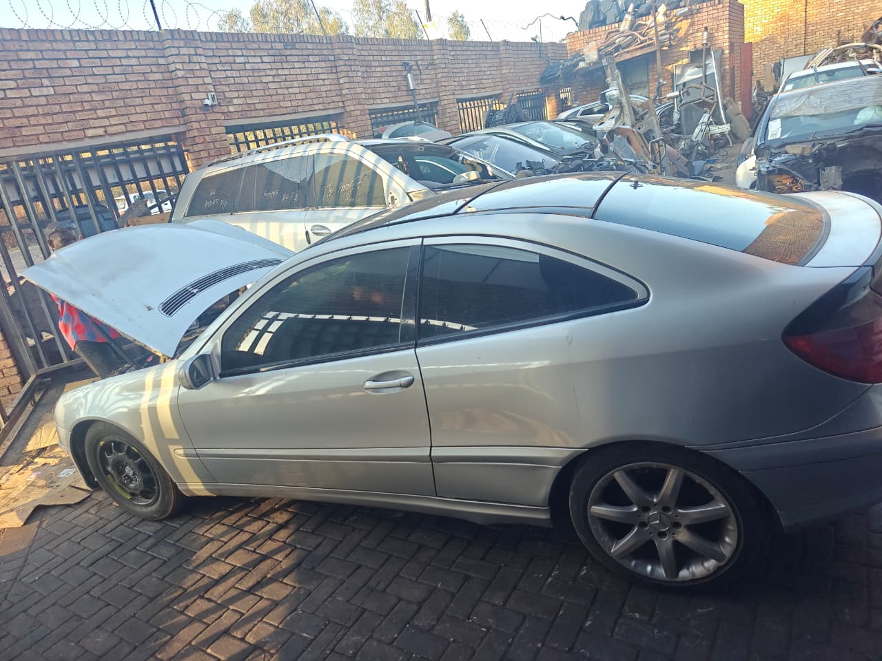 Mercedes-Benz C230 (Compressor) – Now Stripping for Spares! - Private Seller Mercedes-Benz C230 (Compressor) – Now Stripping for Spares! - Private Seller