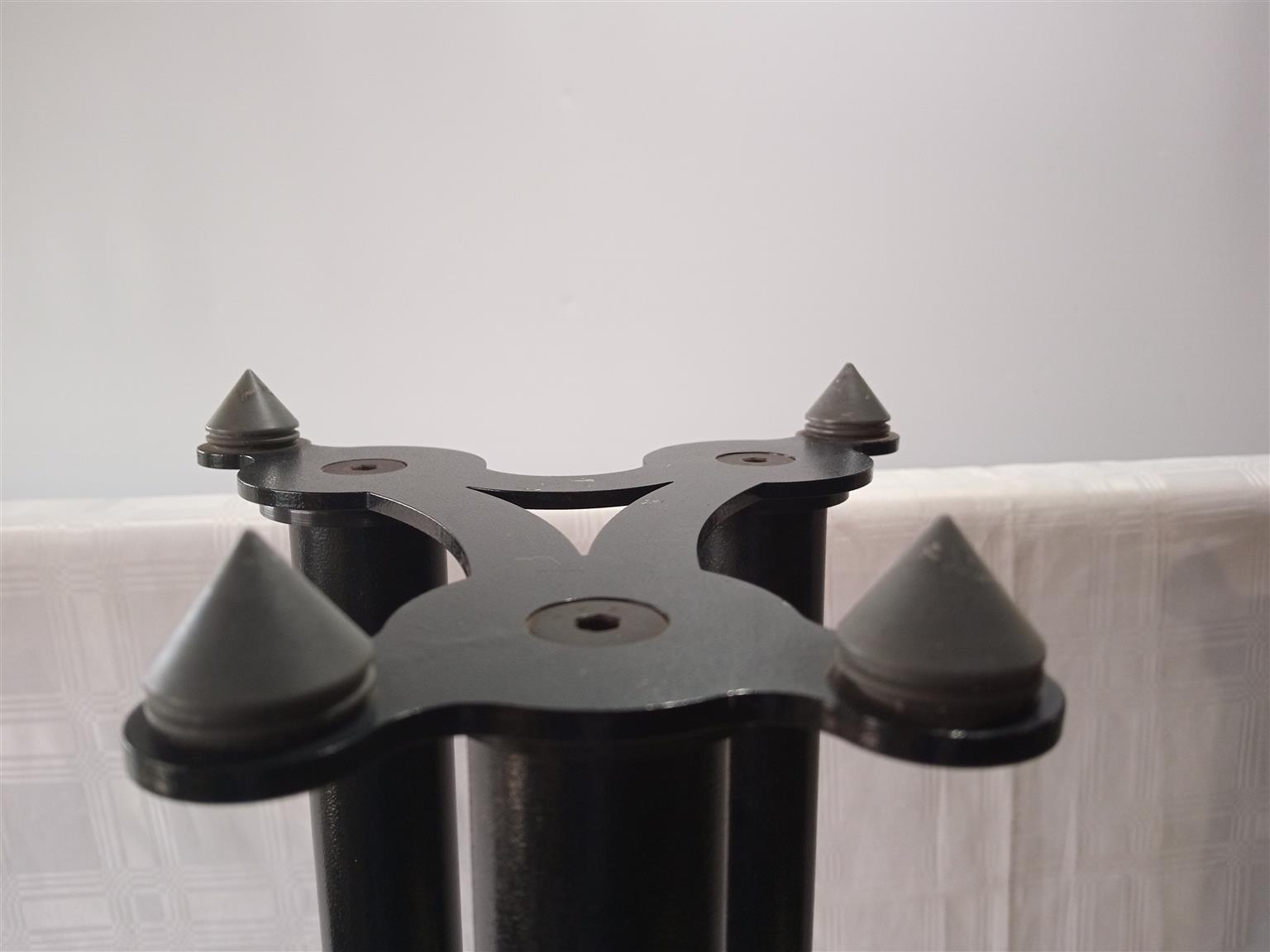 Audiophile Sonus Faber Stands