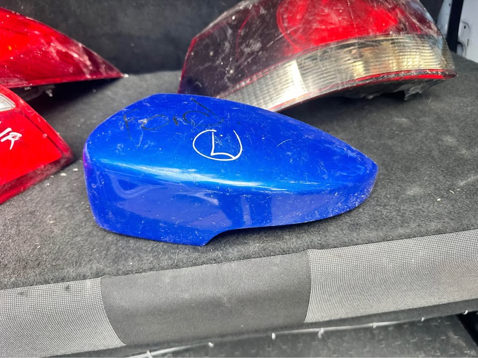 Ford Ecosport left mirror cover - Private Seller Ford Ecosport left mirror cover - Private Seller