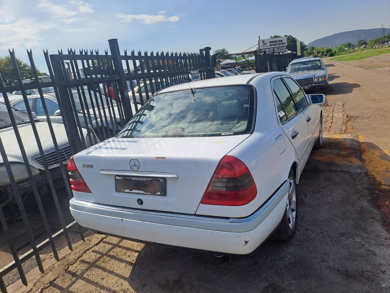 W202 C220 Automatic available for stripping - Private Seller