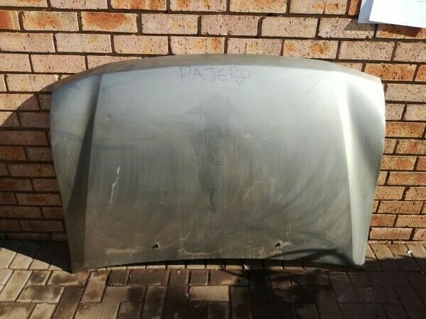 Mitsubishi Pajero Bonnet - Private Seller Mitsubishi Pajero Bonnet - Private Seller