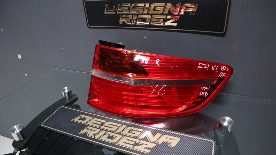 BMW X6 TAIL LIGHTS - Private Seller BMW X6 TAIL LIGHTS - Private Seller