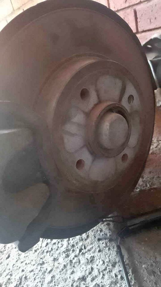 Peugeot fj 1.6 Turbo Automatic Code2 RR brake disc - Private Seller