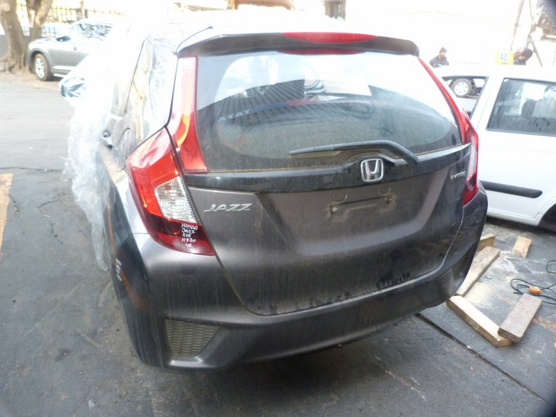 Honda Jazz 1.2 Comfort Manual Charcoal - 2018 STRIPPING FOR SPARES - Private Seller Honda Jazz 1.2 Comfort Manual Charcoal - 2018 STRIPPING FOR SPARES - Private Seller