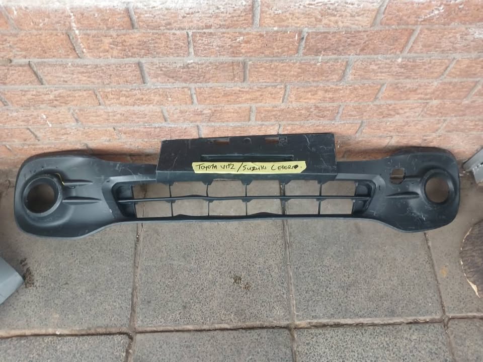 Toyota vitz / Suzuki celerio GRILL - Private Seller Toyota vitz / Suzuki celerio GRILL - Private Seller