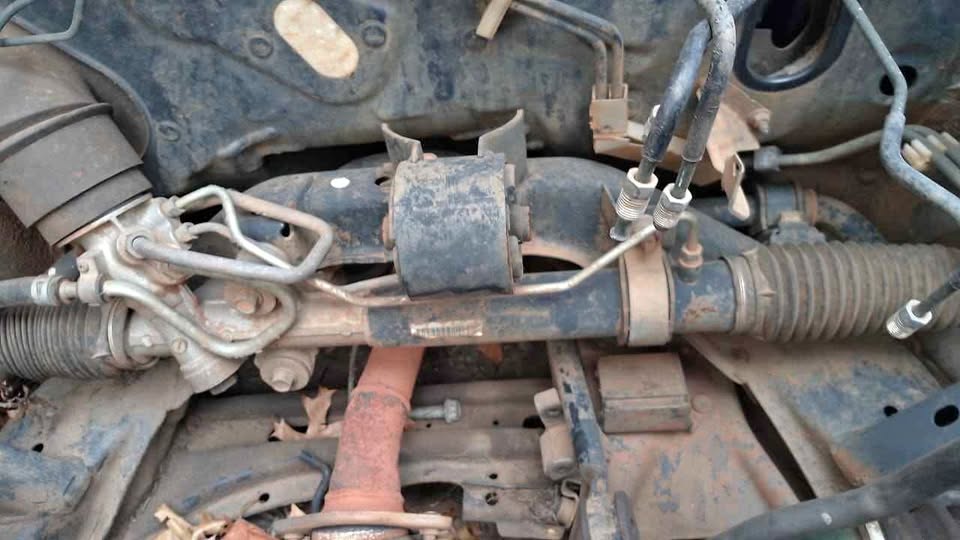 Mazda 626 steering rack
