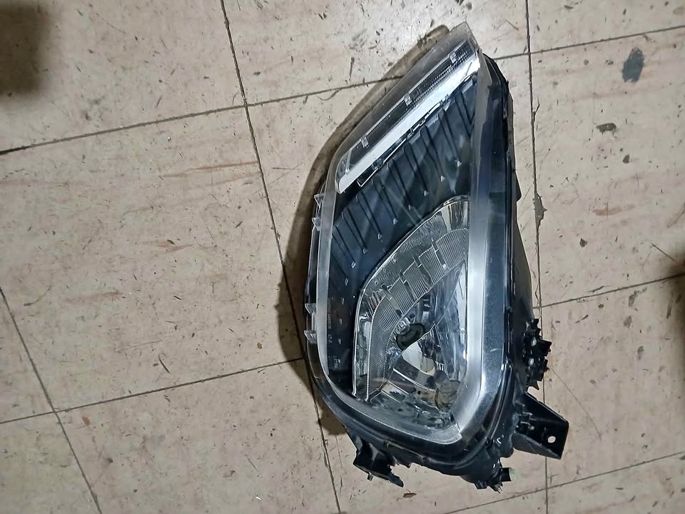 Citroen c3 headlight - Private Seller Citroen c3 headlight - Private Seller