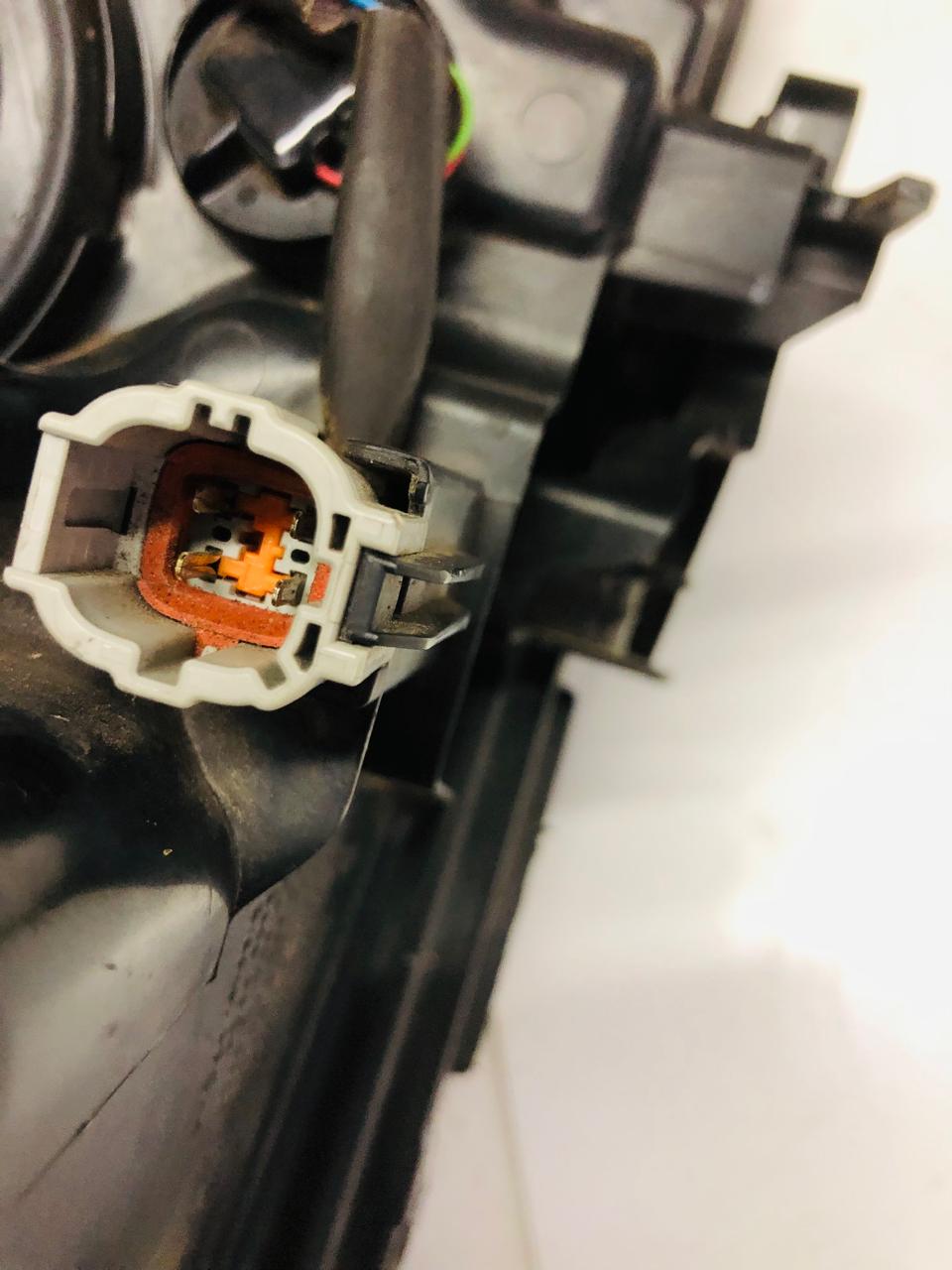 Nissan Qashqai J11 facelift left side headlight - Private Seller Nissan Qashqai J11 facelift left side headlight - Private Seller