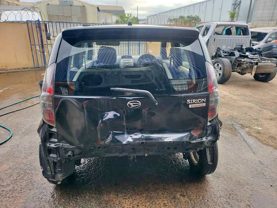 2010 SIRION 1.5 STRIPPING FOR SPARES - Private Seller 2010 SIRION 1.5 STRIPPING FOR SPARES - Private Seller