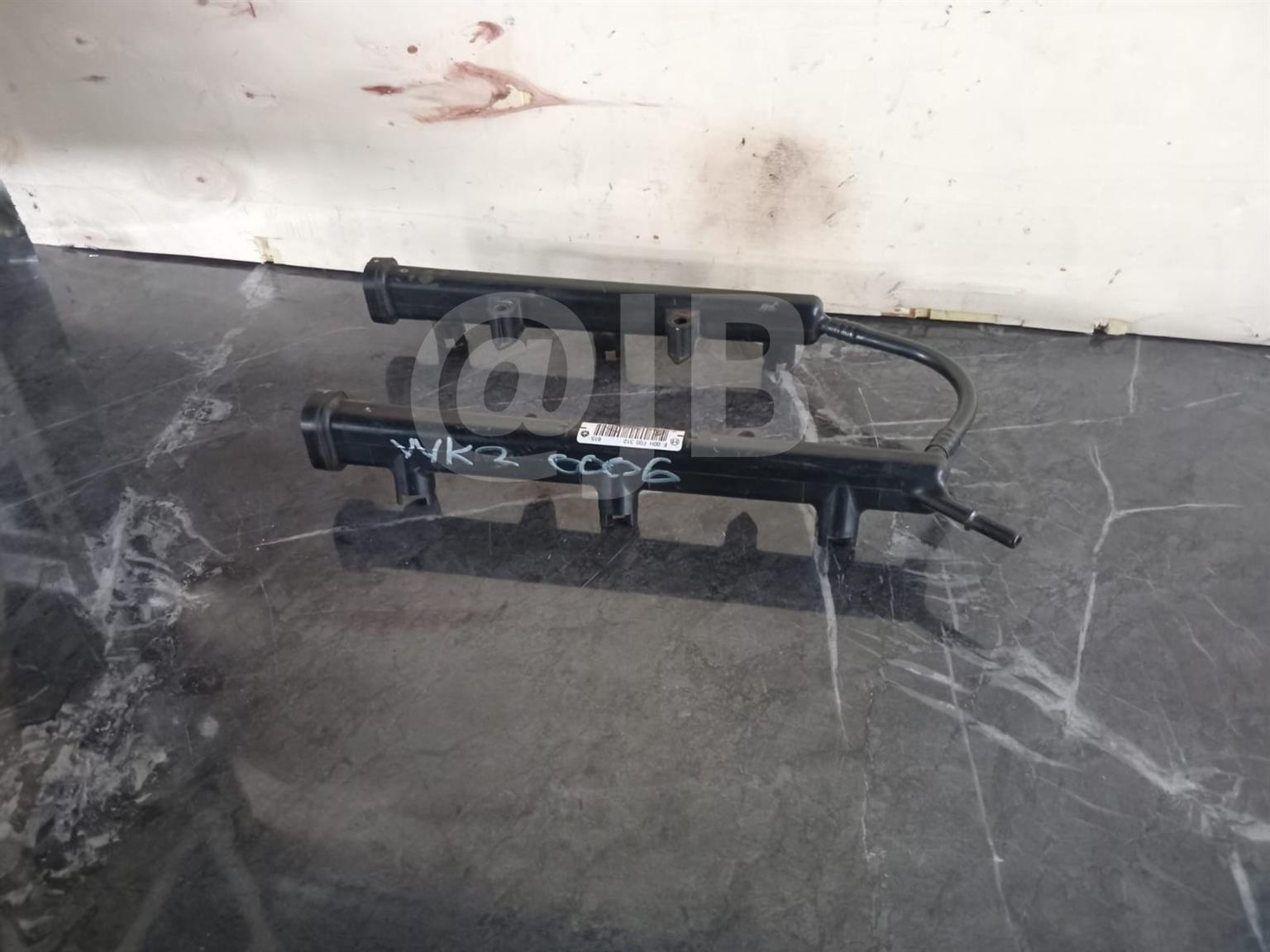 Jeep Grand Cherokee WK2 Used Fuel Rails - Private Seller Jeep Grand Cherokee WK2 Used Fuel Rails - Private Seller