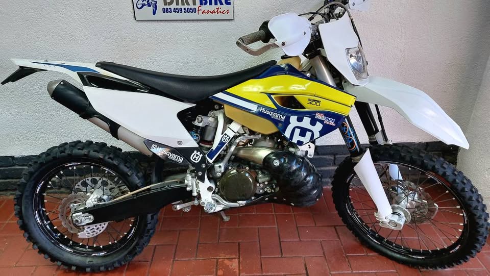 Husqvarna TE300 - Private Seller Husqvarna TE300 - Private Seller