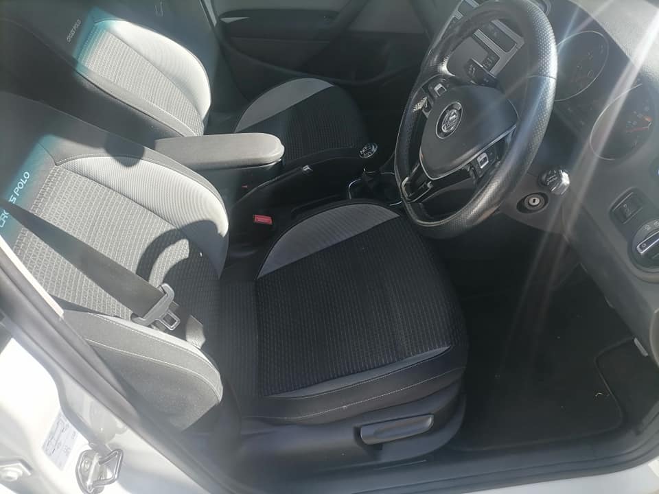 2017 Volkswagen polo 6 1.2 Cross Reserves sensor Service history 6 speed