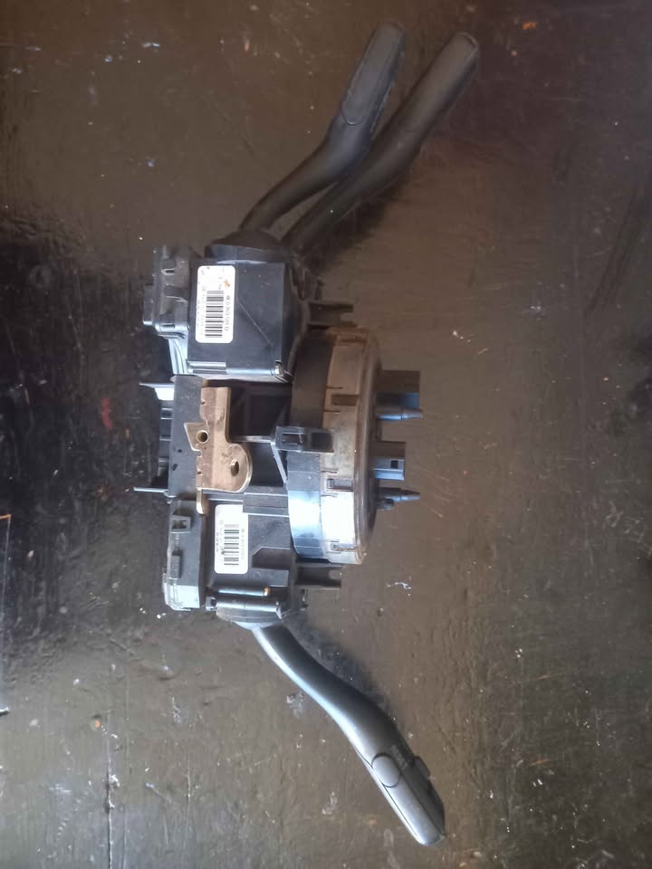 Audi A4 B6 Combination Switch with Clock - Private Seller Audi A4 B6 Combination Switch with Clock - Private Seller