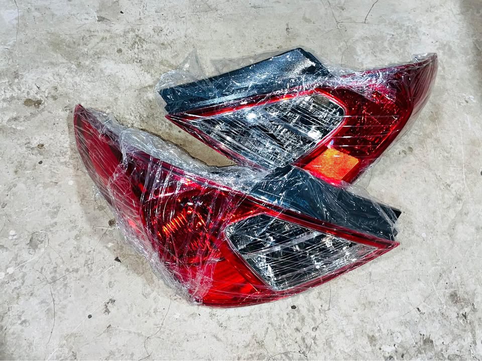 Nissan Almera taillights - Private Seller Nissan Almera taillights - Private Seller