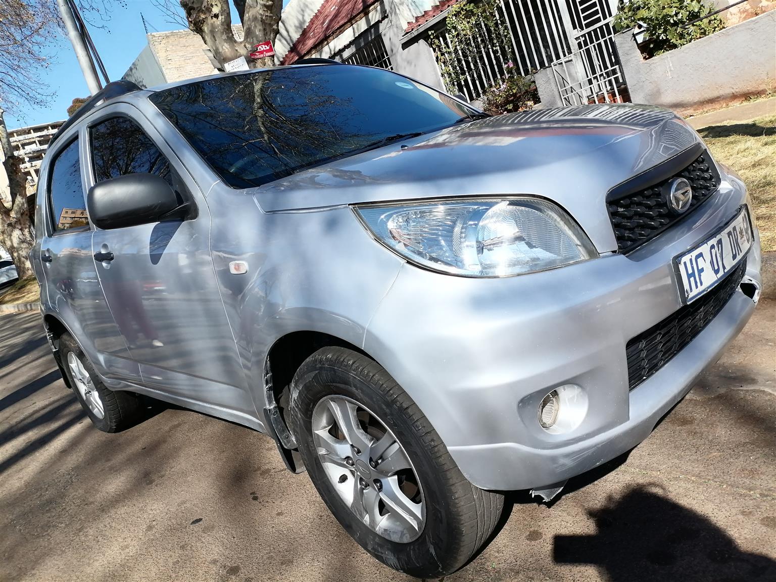 2010 DAIHATSU TERIOS 1.5 MANUAL TRANSMISSION IN EXCELLENT CONDITION