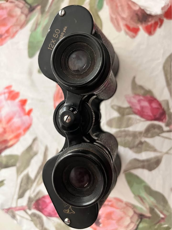 Phantom binoculars Phantom binoculars