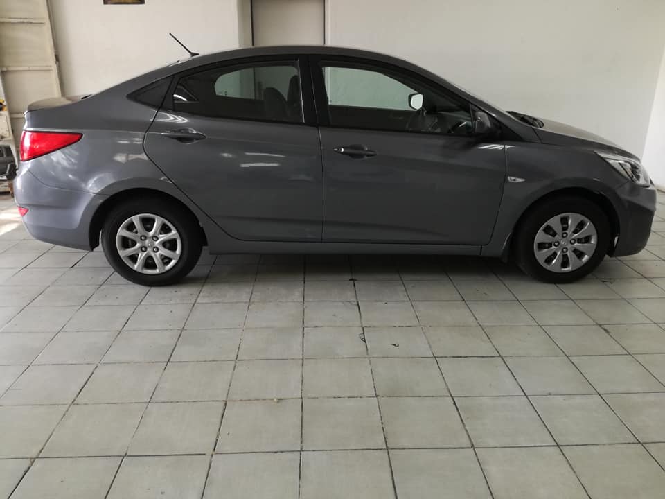 Used Hyundai Accent sedan 1.6 Motion - Private Seller Used Hyundai Accent sedan 1.6 Motion - Private Seller