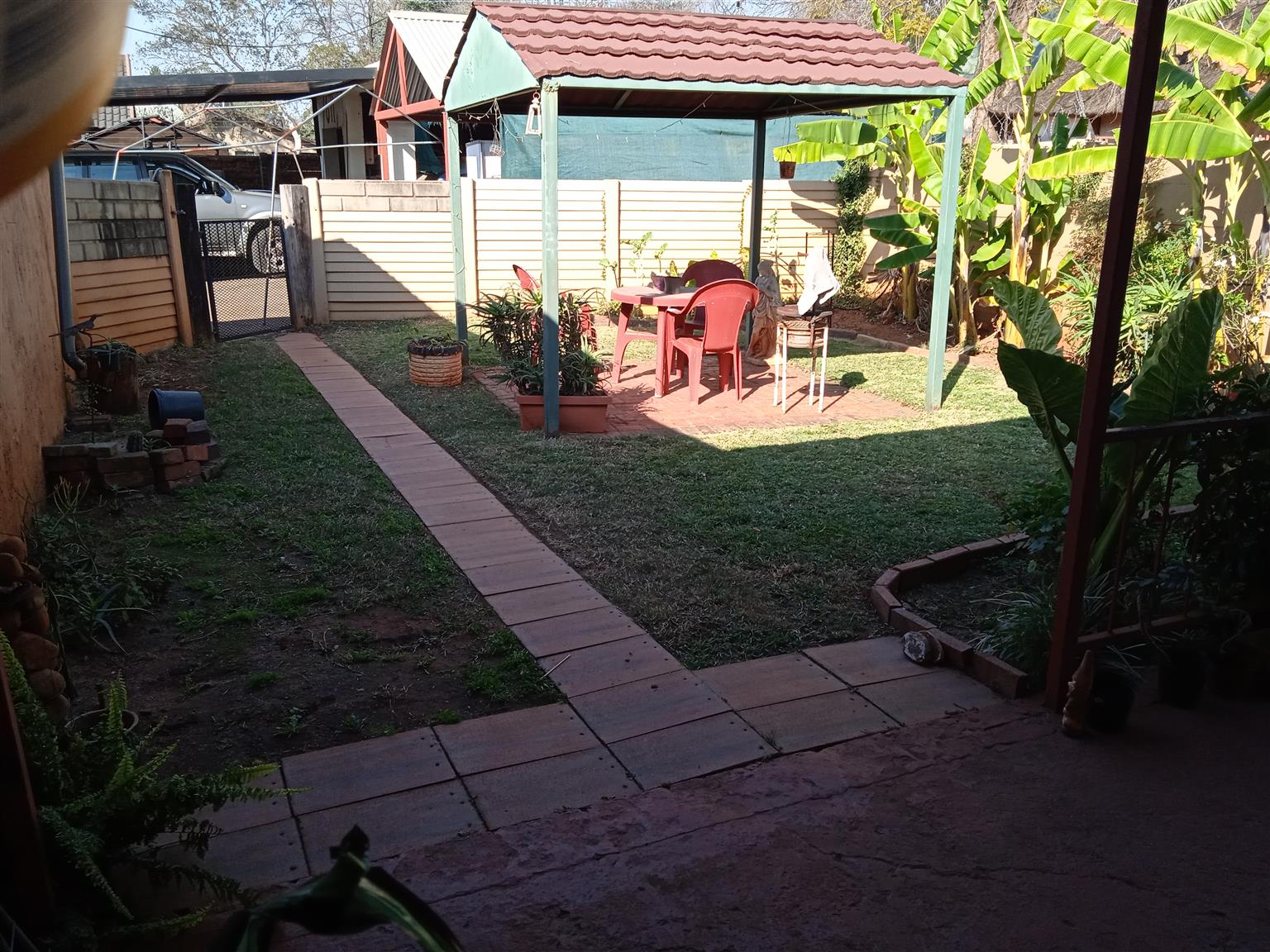 GARDEN FLAT DASPOORT PRETORIA (2 BEDROOM) Junk Mail