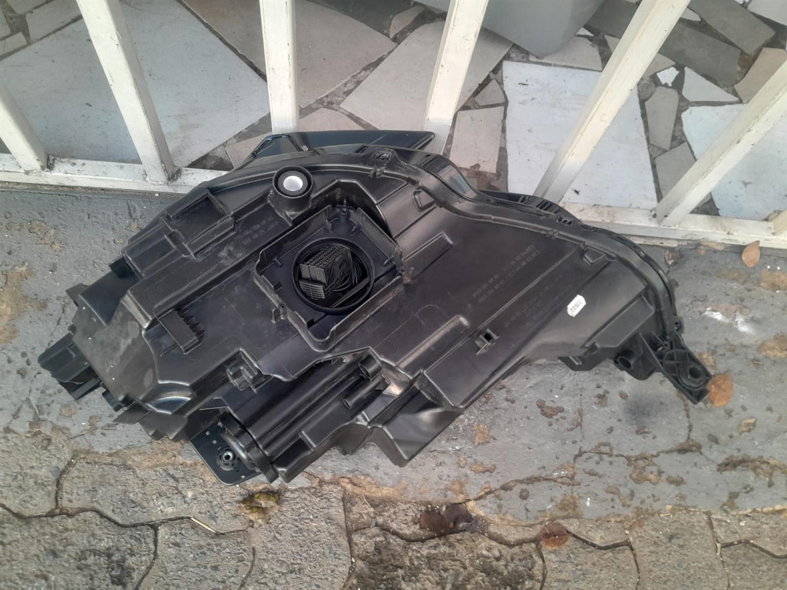 2022-2024 AUDI A3 RIGHT SIDE HEADLIGHT FOR SALE - Private Seller 2022-2024 AUDI A3 RIGHT SIDE HEADLIGHT FOR SALE - Private Seller