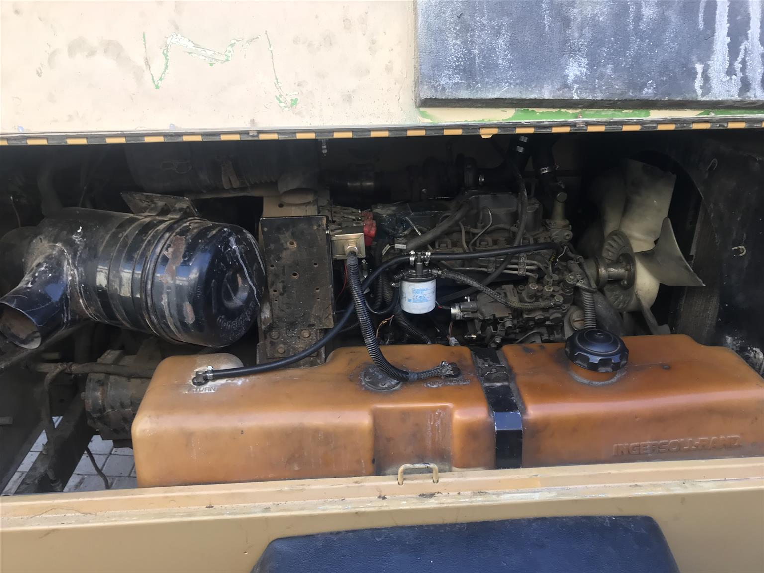 Ingersoll rand mobile air compressor Junk Mail