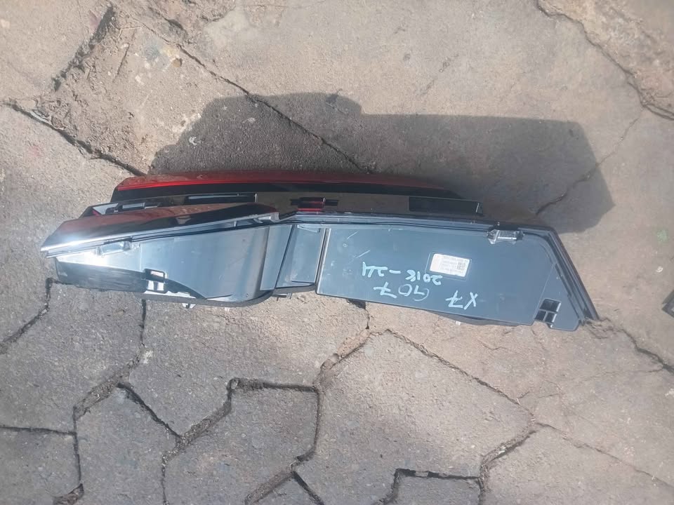 Bmw X7 G07 Right-side rear tail light - Private Seller Bmw X7 G07 Right-side rear tail light - Private Seller