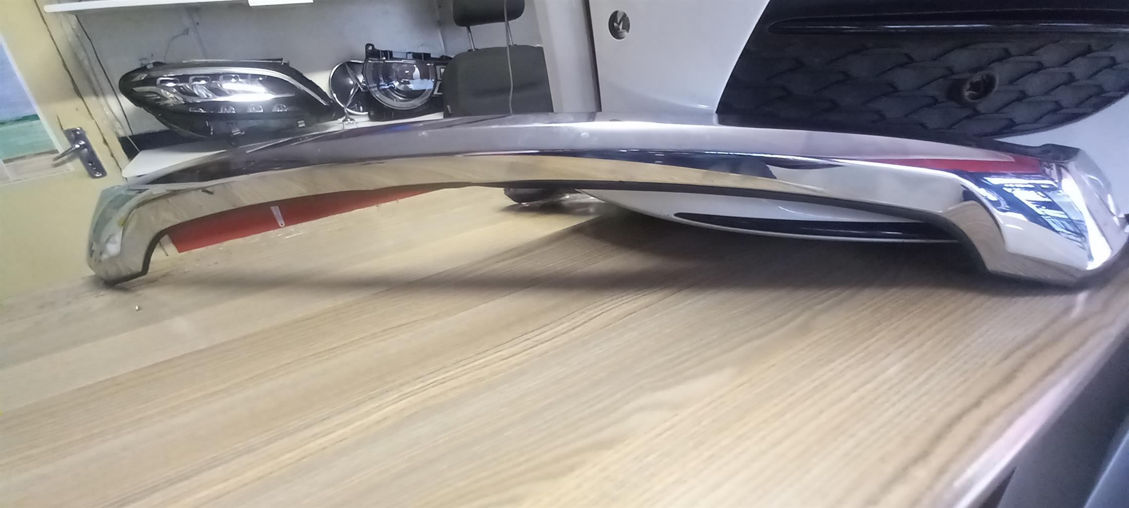 2021 TOYOTA HILUX BONNET MOULDING FOR SALE - Private Seller