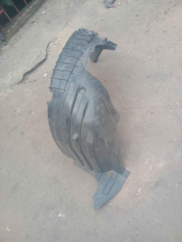 Suzuki IGnis right side fender liner i - Private Seller Suzuki IGnis right side fender liner i - Private Seller