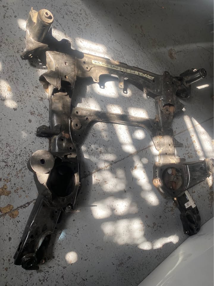 BMW G05/G06 & G07 subframe