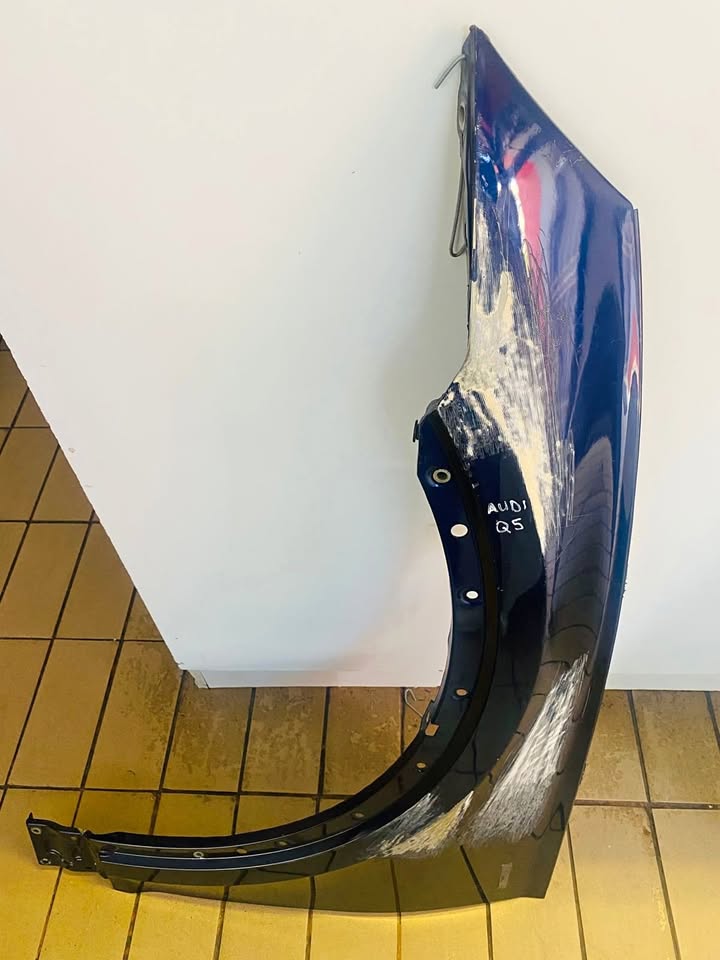 2022 AUDI Q5 FENDER LEFTSIDE AVAILABLE FOR SALE - Private Seller 2022 AUDI Q5 FENDER LEFTSIDE AVAILABLE FOR SALE - Private Seller