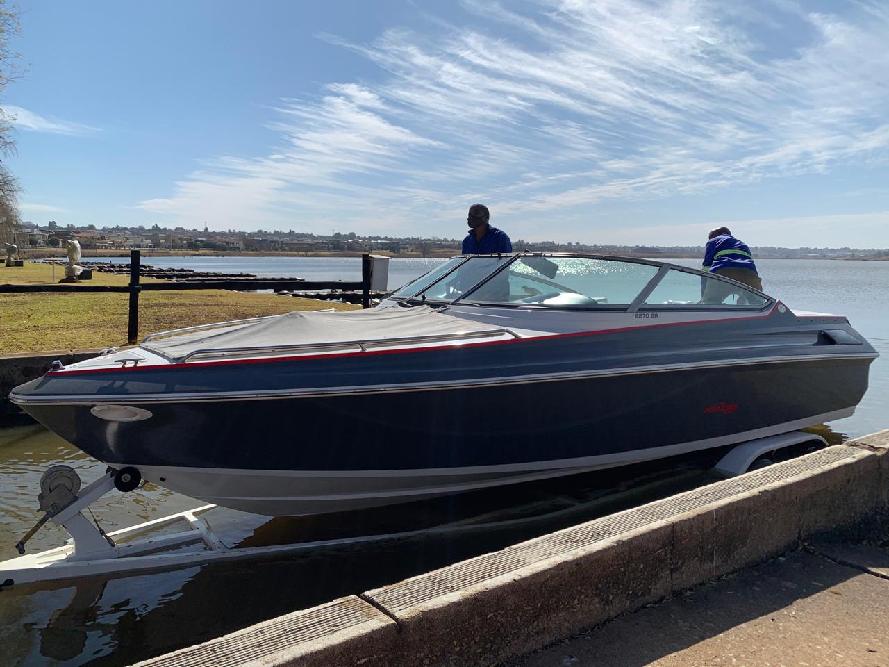 1996 Formula Thunderbird/Falcon 2270BR V8