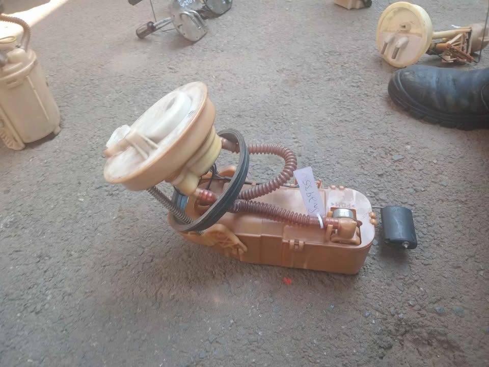 Kia seranto petrol pump for sale my number WhatsApp or cell - Private Seller