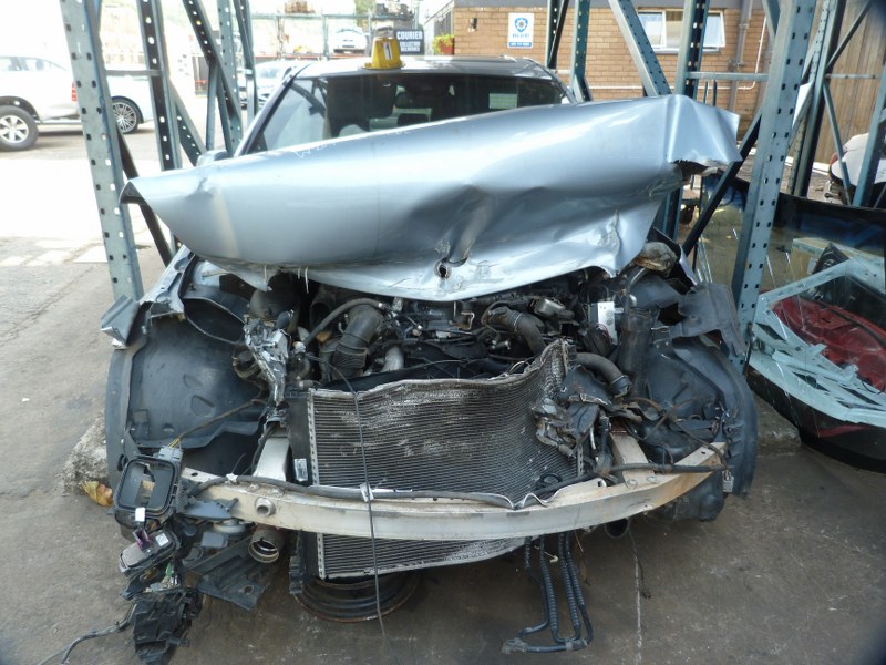 Mercedes C250 CDI W204 AT Blue - 2012 SPARESBOYZ STRIPPING FOR SPARES - Private Seller