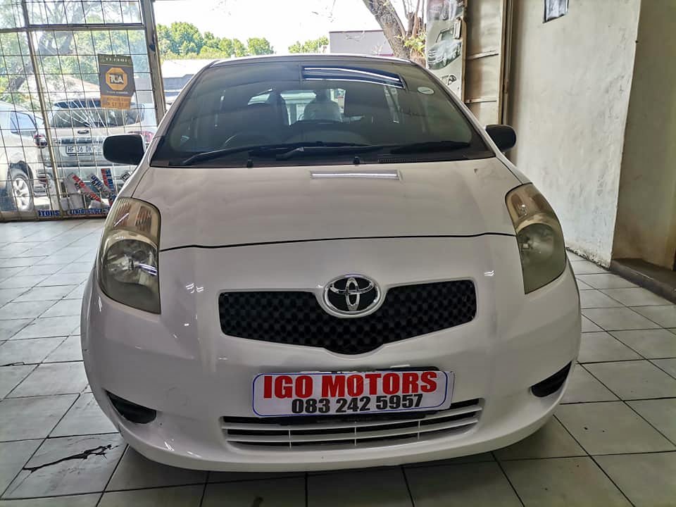 Used Toyota Yaris 1.3 5-door T3 - Private Seller Used Toyota Yaris 1.3 5-door T3 - Private Seller