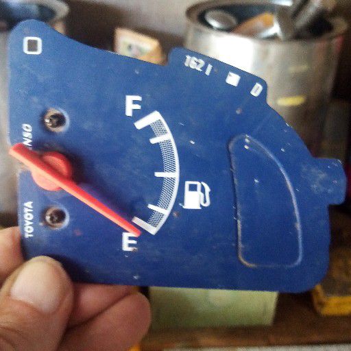 Hi Lux petrol gauge - Private Seller Hi Lux petrol gauge - Private Seller