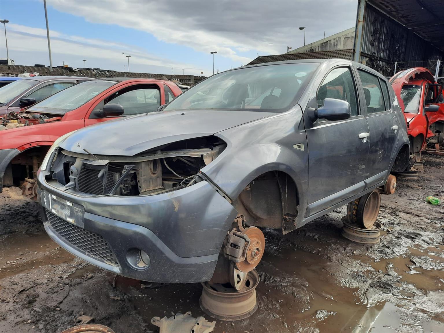 2009 Renault Sandero 1.6 8v - Stripping For Spares
