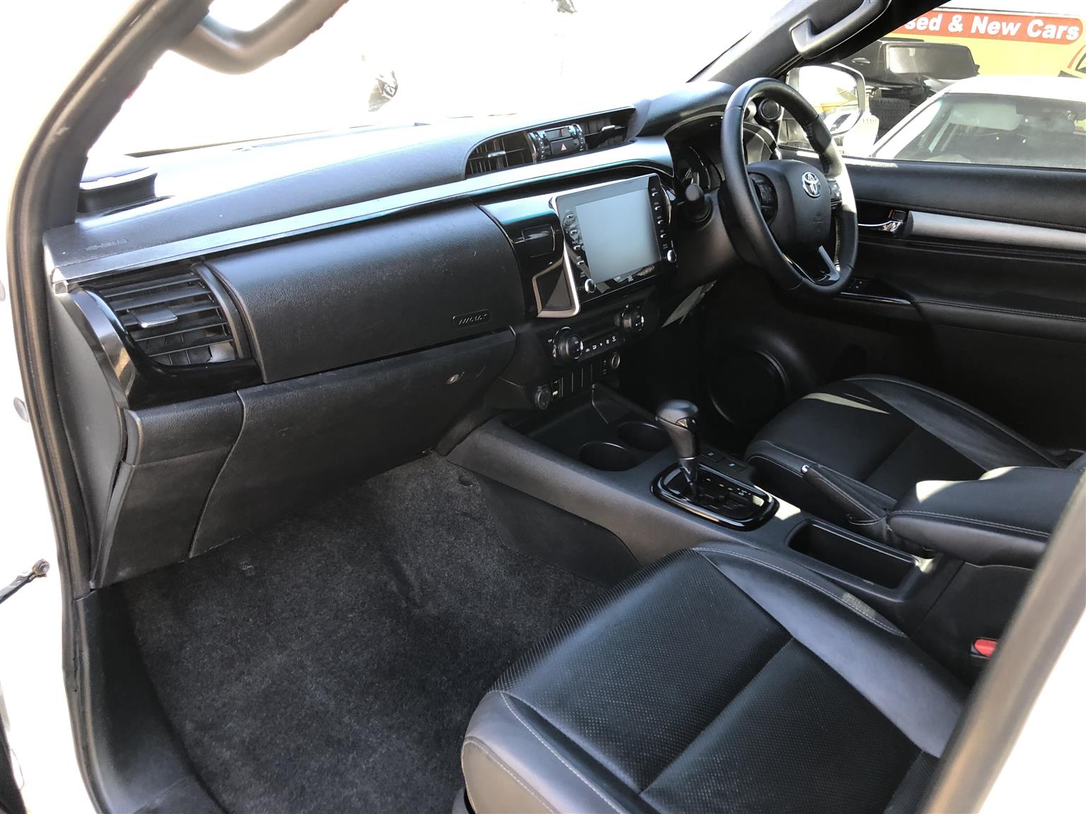 2023 Toyota Hilux 2.8GD-6 double Cab (4x2) Legend GR Sport Auto For Sale