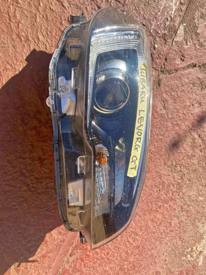 Subaru Levorg GT driver side headlight - Private Seller Subaru Levorg GT driver side headlight - Private Seller