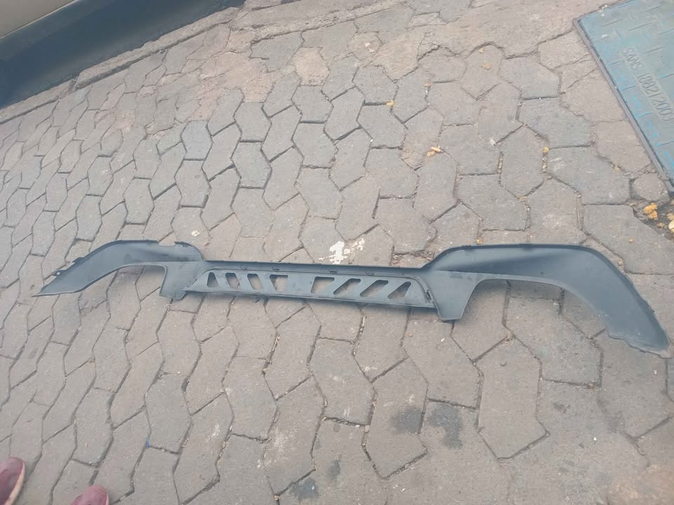 Rear Diffuser - Quad Exit - Fits BMW F10 - 5 Series - Gloss Black - Private Seller Rear Diffuser - Quad Exit - Fits BMW F10 - 5 Series - Gloss Black - Private Seller