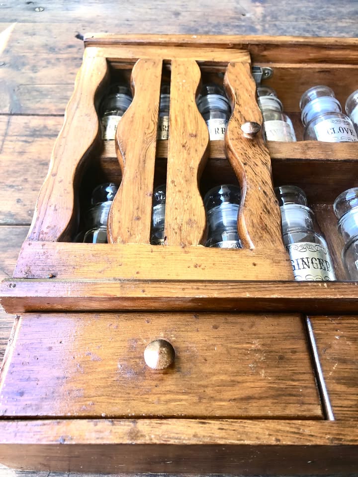 Vintage 60s/70s Wooden Spice Rack with 12 Original Glass Bottles