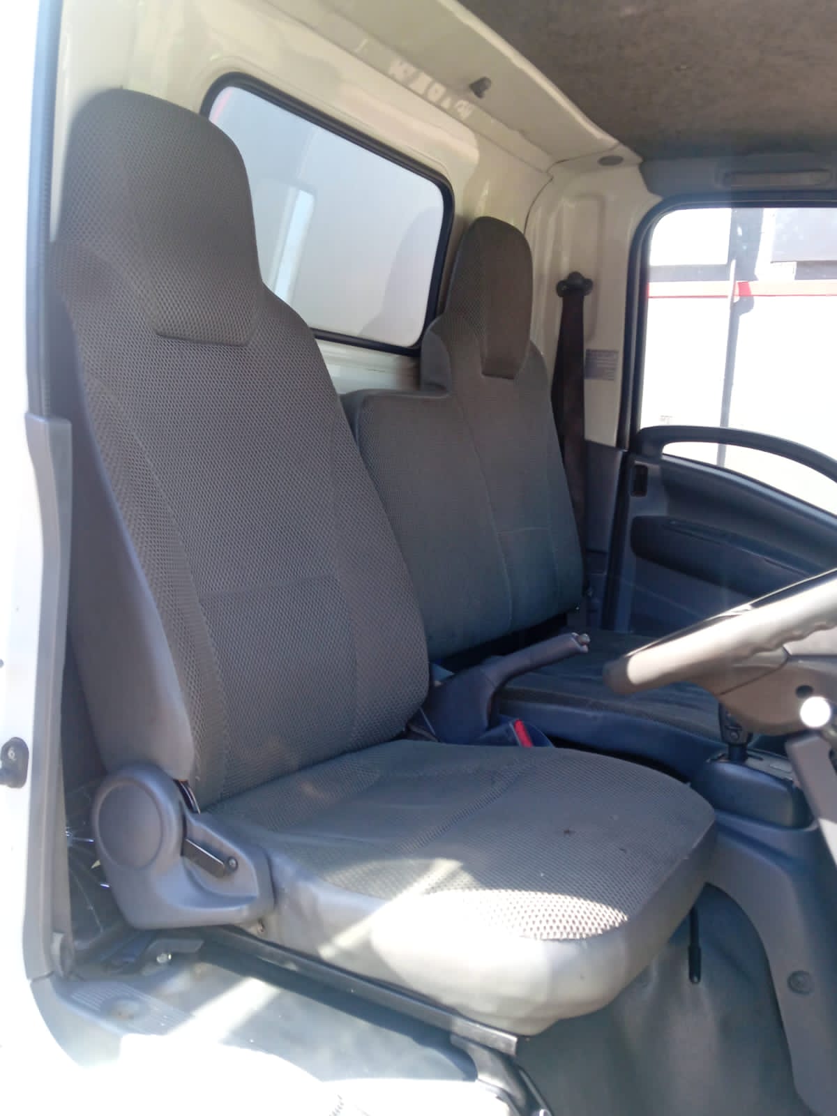 Isuzu truck