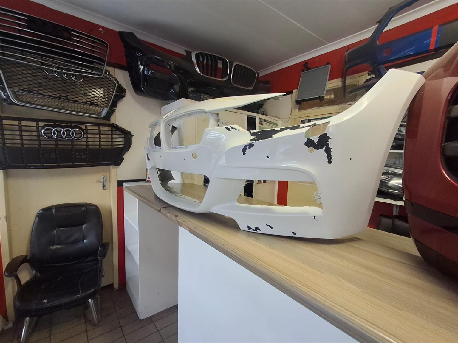 2014 BMW F30 FRONT BUMPER AVAILABLE FOR SALE - Private Seller 2014 BMW F30 FRONT BUMPER AVAILABLE FOR SALE - Private Seller
