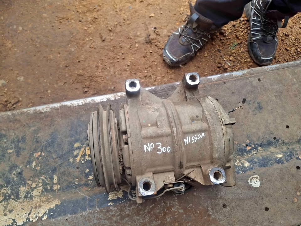 Nissan NV350 impendulo aircon pump - Private Seller Nissan NV350 impendulo aircon pump - Private Seller
