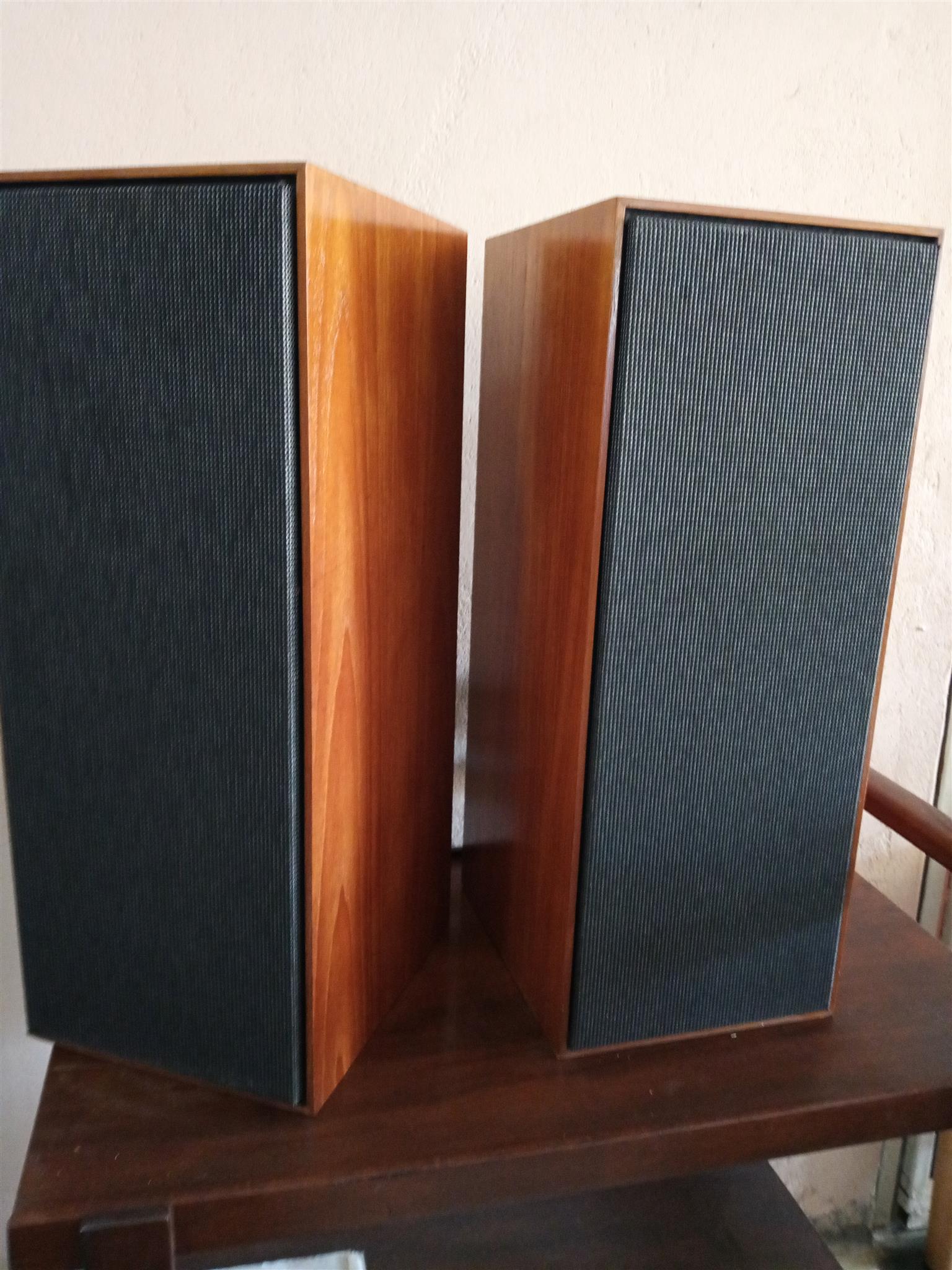 Bang & Olufsen Speakers Bang & Olufsen Speakers