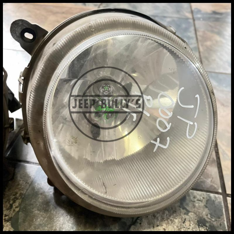 Right Hand Jeep Patriot Headlamps (Used) - Private Seller Right Hand Jeep Patriot Headlamps (Used) - Private Seller