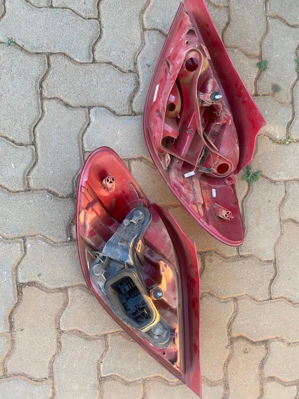 Peugeot 207 left and right tail light for sale in good condition - Private Seller Peugeot 207 left and right tail light for sale in good condition - Private Seller