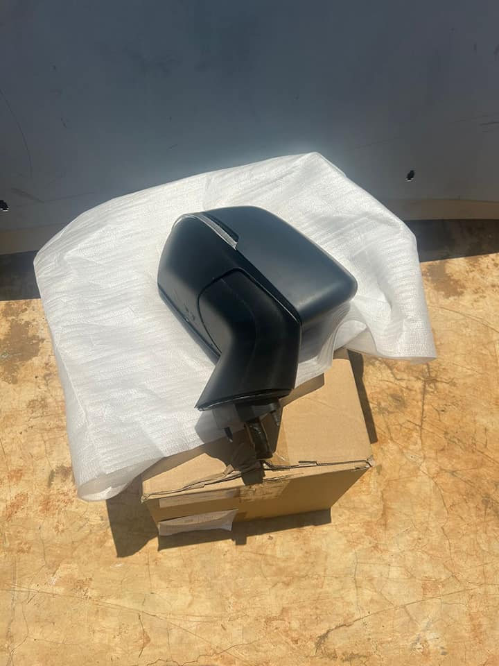 Haval Jolion Side Mirror - Private Seller Haval Jolion Side Mirror - Private Seller