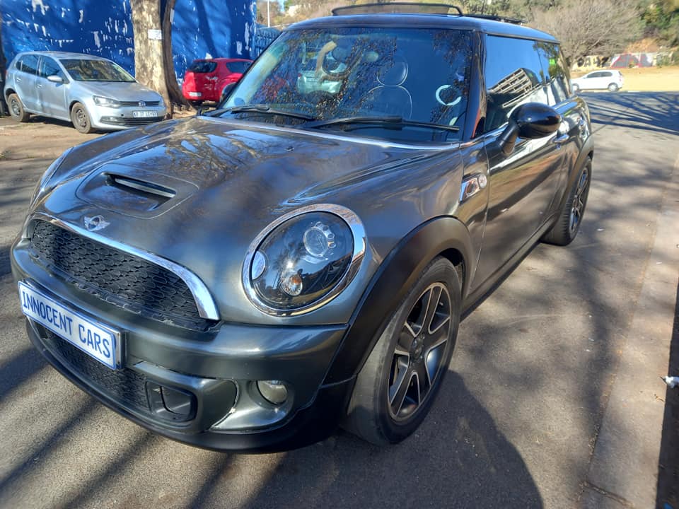 2014 MINI COOPER S 2.0 ENGINE PETROL, MANUAL, GREY COLOR, MILEAGE 102000KMS